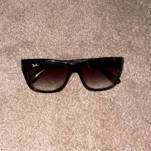 Womens Ray Ban Sunglasses (RB4194)